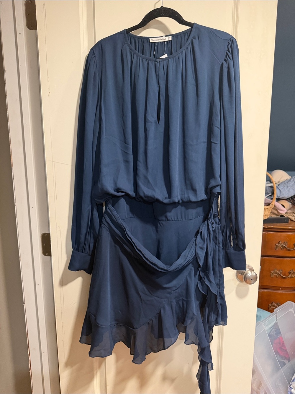 Abercrombie & Fitch Navy Blue Long-Sleeve Chiffon Dress in XL Tall